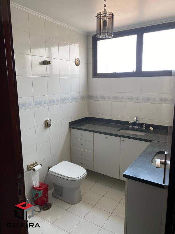 Apartamento à venda com 4 quartos, 200m² - Foto 18