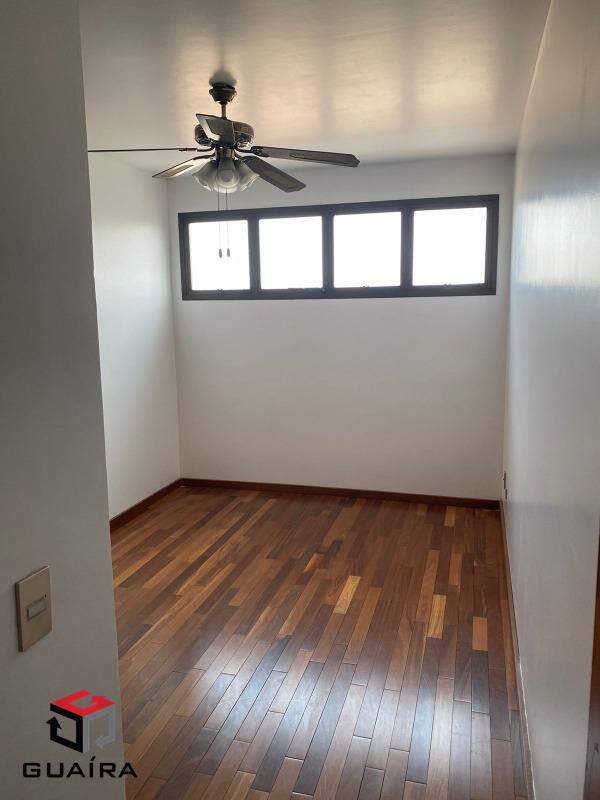 Apartamento à venda com 4 quartos, 200m² - Foto 10