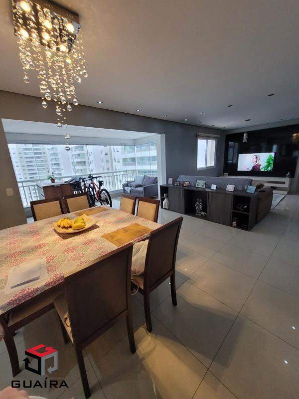 Apartamento à venda com 2 quartos, 107m² - Foto 1