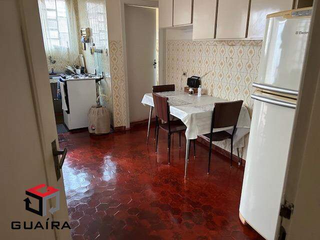 Sobrado à venda com 2 quartos, 150m² - Foto 11