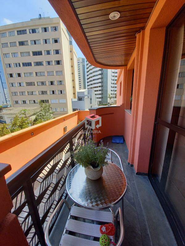 Apartamento para alugar com 3 quartos, 164m² - Foto 3