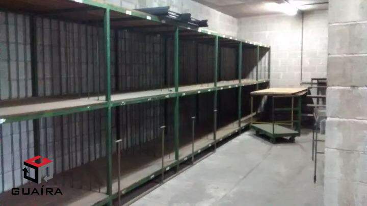 Depósito-Galpão-Armazém para alugar, 1050m² - Foto 4