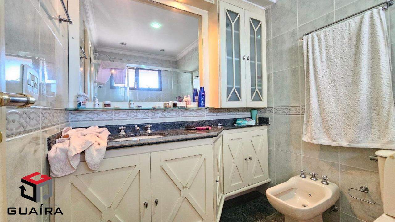 Apartamento para alugar com 4 quartos, 238m² - Foto 29