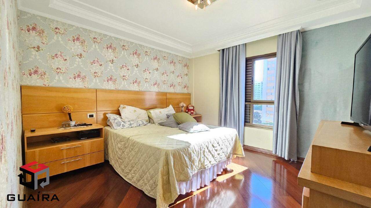 Apartamento para alugar com 4 quartos, 238m² - Foto 20