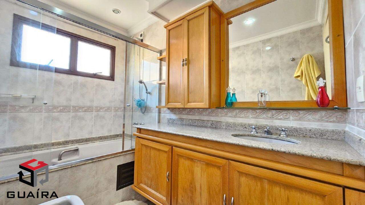 Apartamento para alugar com 4 quartos, 238m² - Foto 28