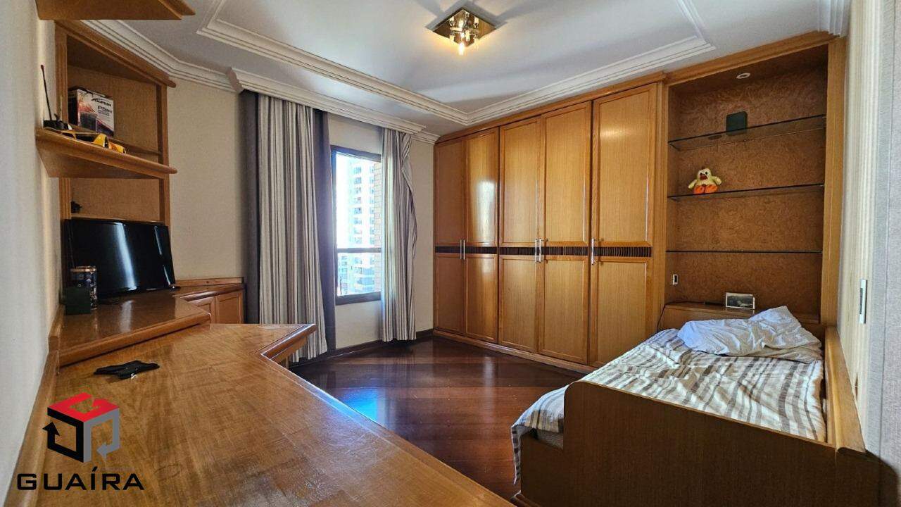Apartamento para alugar com 4 quartos, 238m² - Foto 25