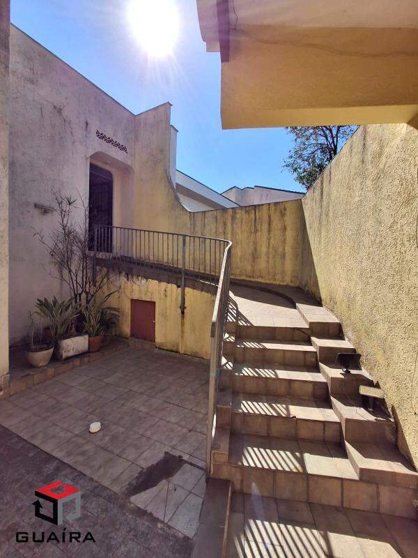 Casa à venda com 3 quartos, 274m² - Foto 14
