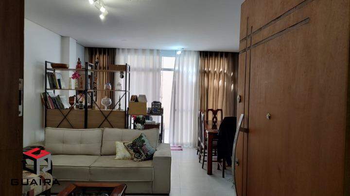 Apartamento à venda com 2 quartos, 75m² - Foto 2