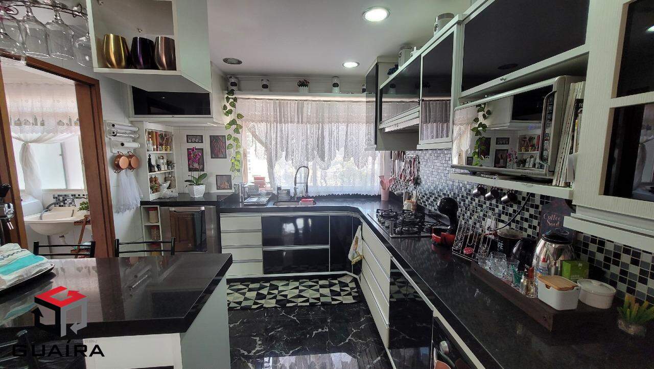 Apartamento à venda com 2 quartos, 136m² - Foto 13