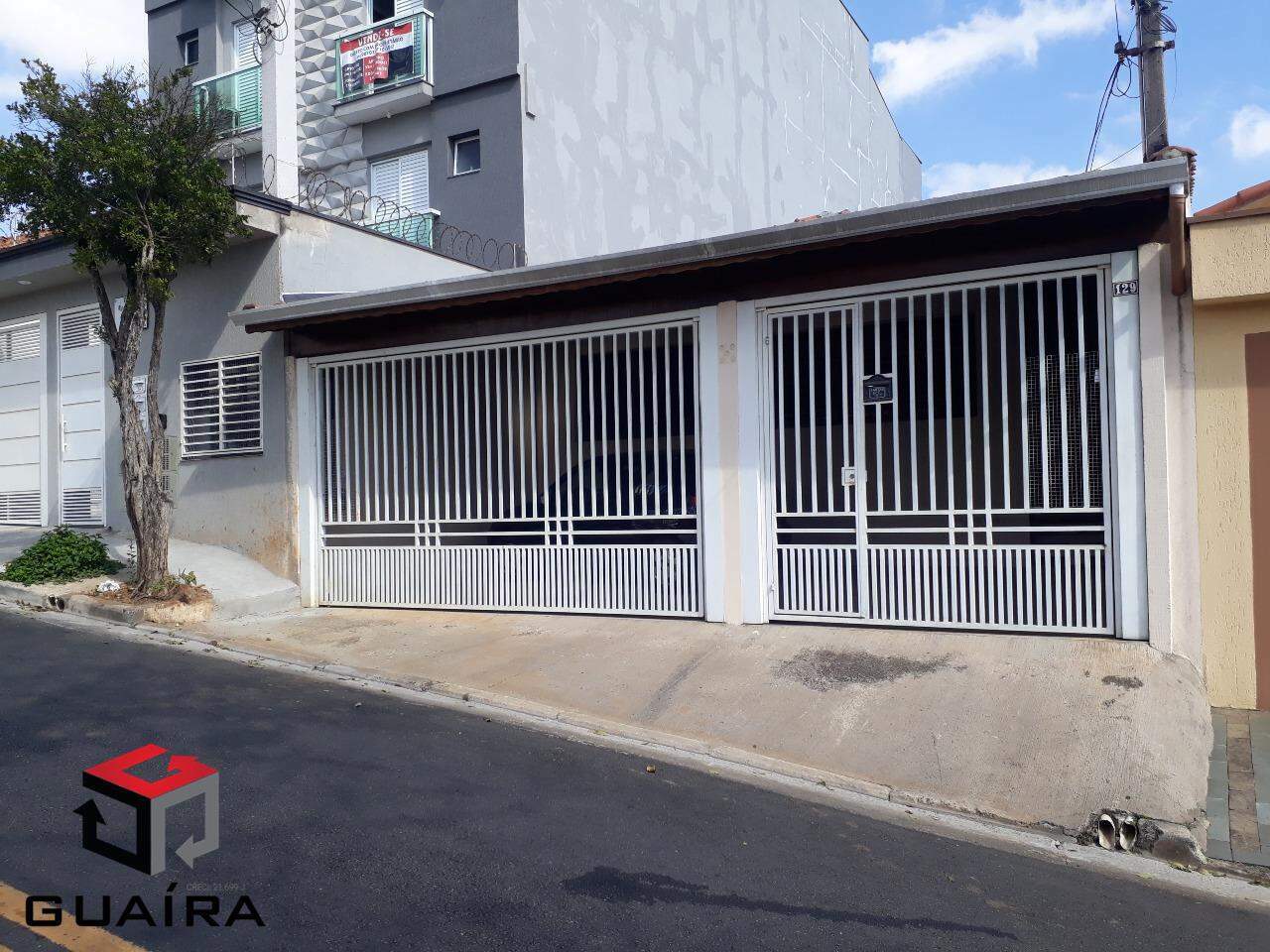 Casa à venda com 3 quartos, 156m² - Foto 1