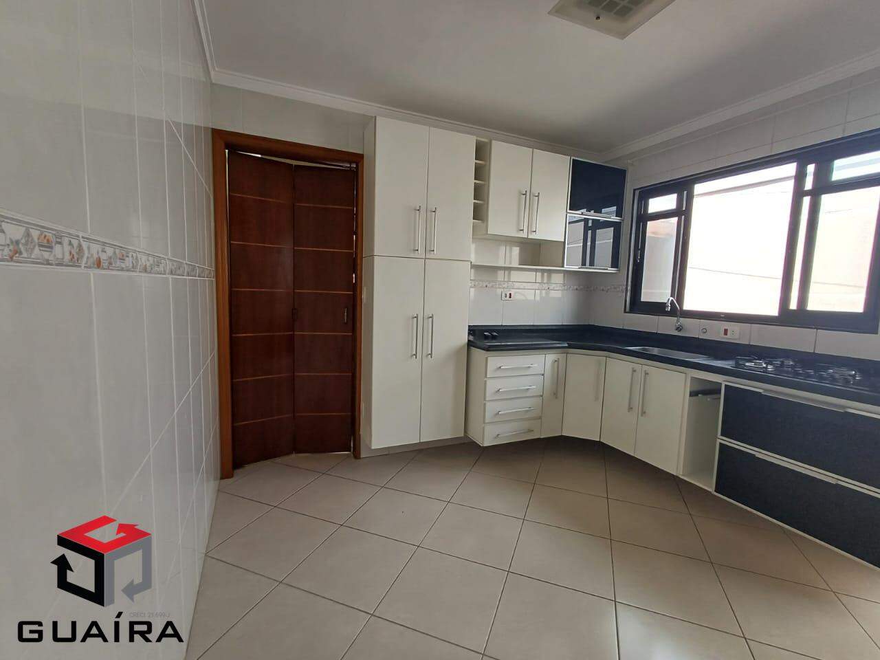Casa para alugar com 2 quartos, 125m² - Foto 7