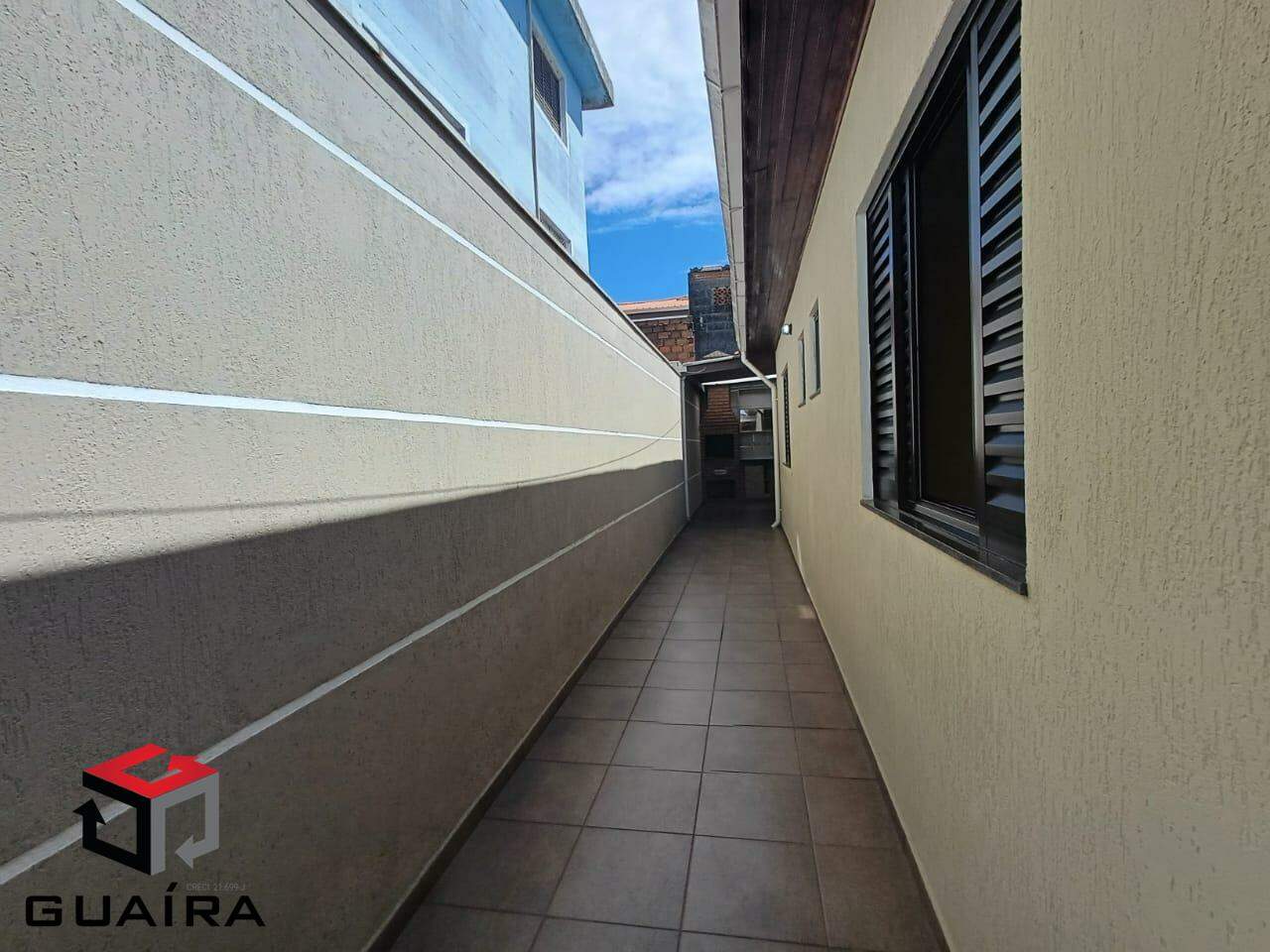 Casa para alugar com 2 quartos, 125m² - Foto 9