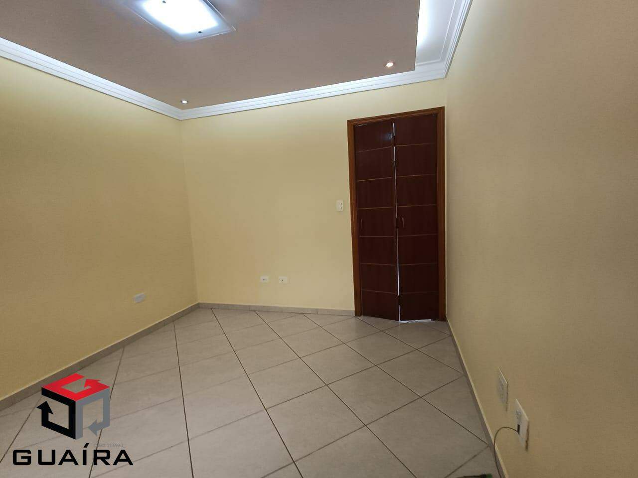 Casa para alugar com 2 quartos, 125m² - Foto 2