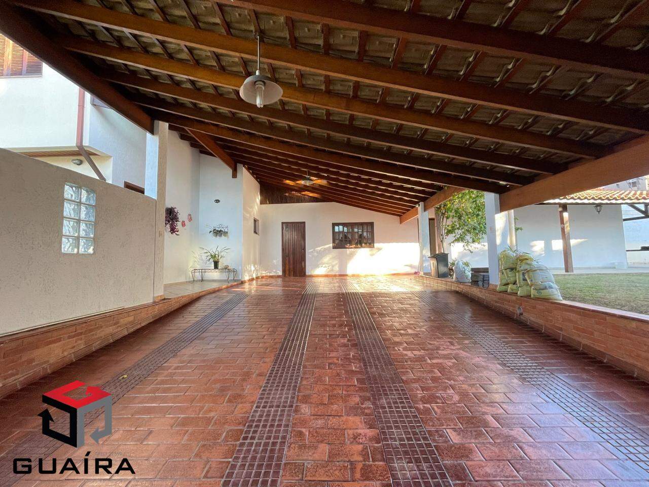 Sobrado à venda com 4 quartos, 258m² - Foto 33