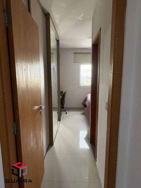 Apartamento para alugar com 2 quartos, 70m² - Foto 12