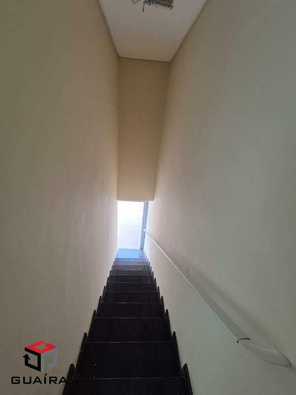 Sobrado à venda com 3 quartos, 200m² - Foto 13