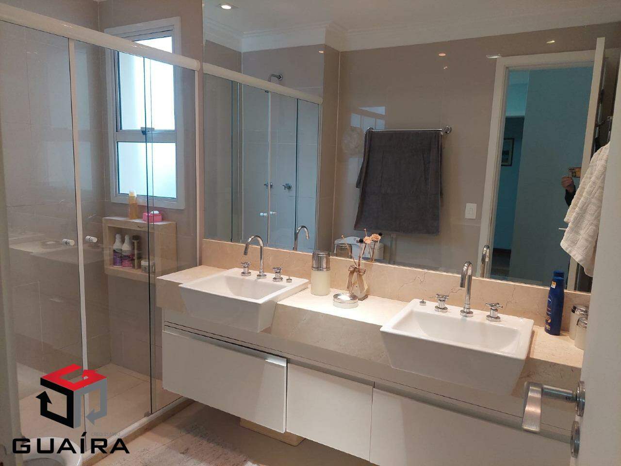 Apartamento à venda com 3 quartos, 180m² - Foto 16
