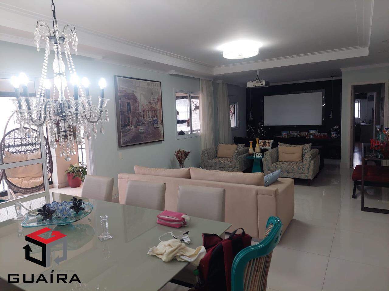 Apartamento à venda com 3 quartos, 180m² - Foto 1
