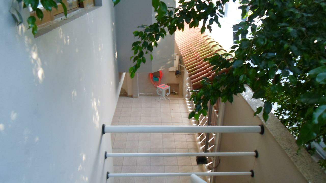 Sobrado para alugar com 4 quartos, 436m² - Foto 11