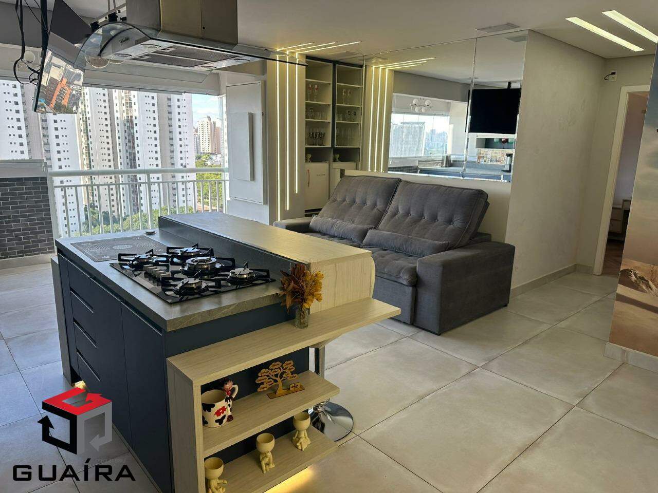Apartamento à venda com 2 quartos, 62m² - Foto 3