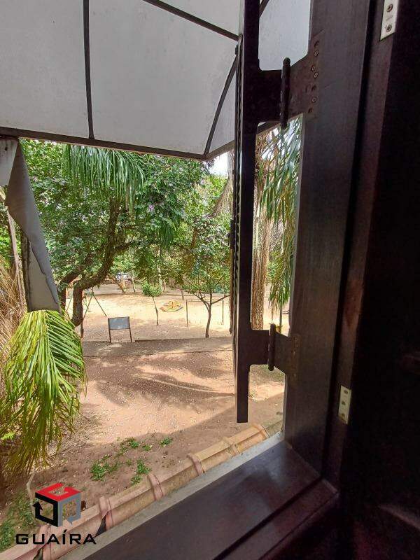 Sobrado à venda com 5 quartos, 268m² - Foto 23