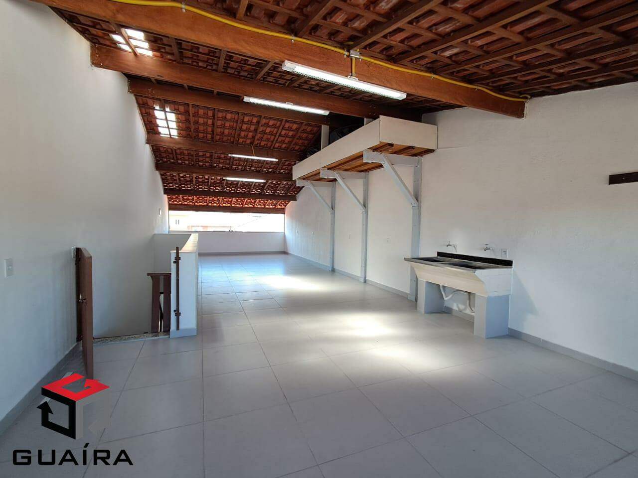 Casa para alugar com 2 quartos, 217m² - Foto 35