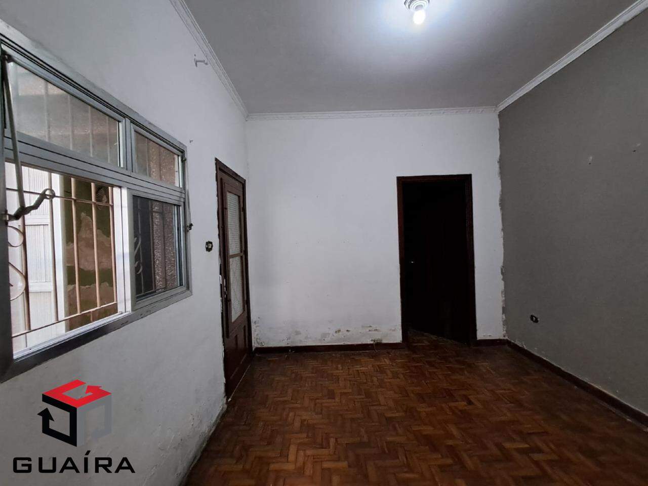 Casa para alugar com 2 quartos, 80m² - Foto 1