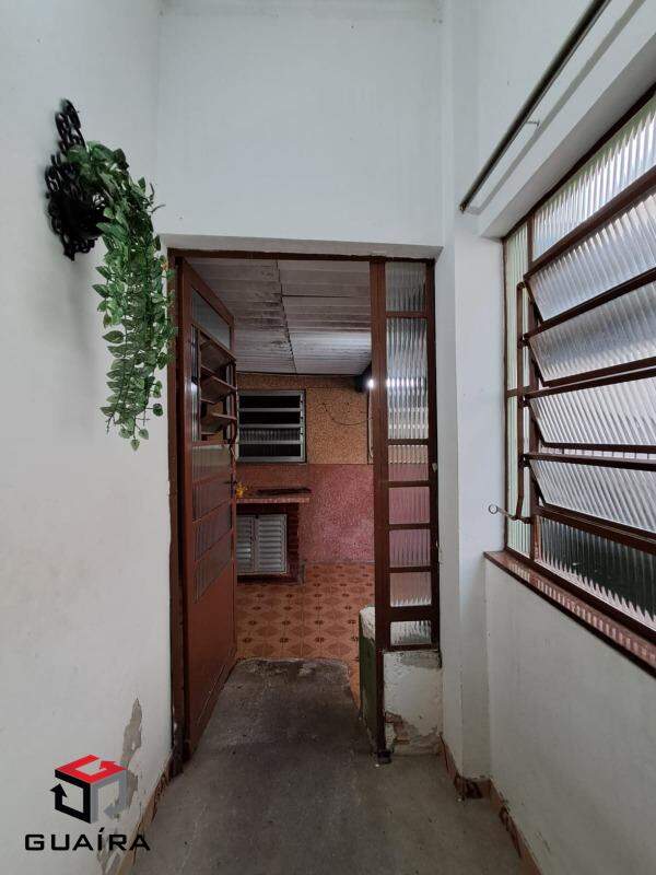 Casa para alugar com 2 quartos, 80m² - Foto 15