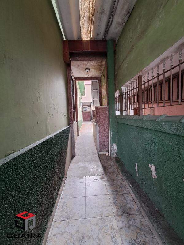 Casa para alugar com 2 quartos, 80m² - Foto 13