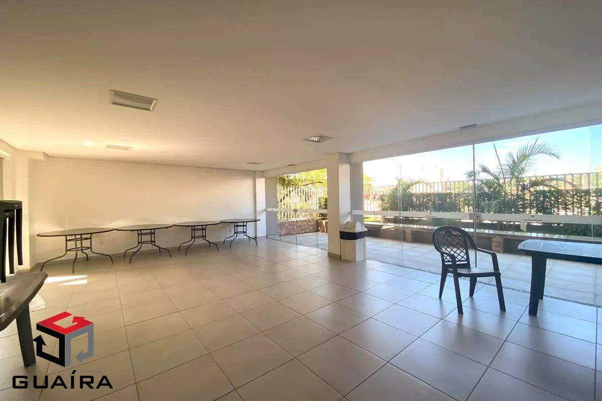 Apartamento para alugar com 2 quartos, 64m² - Foto 28