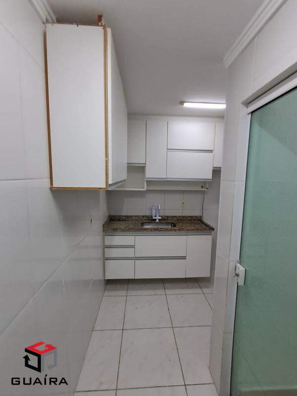 Apartamento para alugar com 2 quartos, 40m² - Foto 3