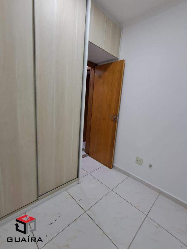 Apartamento para alugar com 2 quartos, 40m² - Foto 9