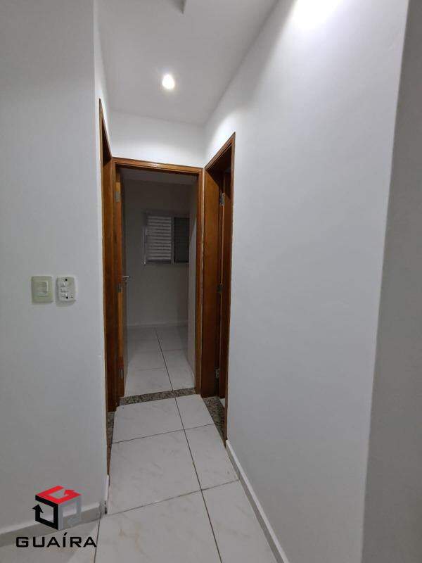 Apartamento para alugar com 2 quartos, 40m² - Foto 11