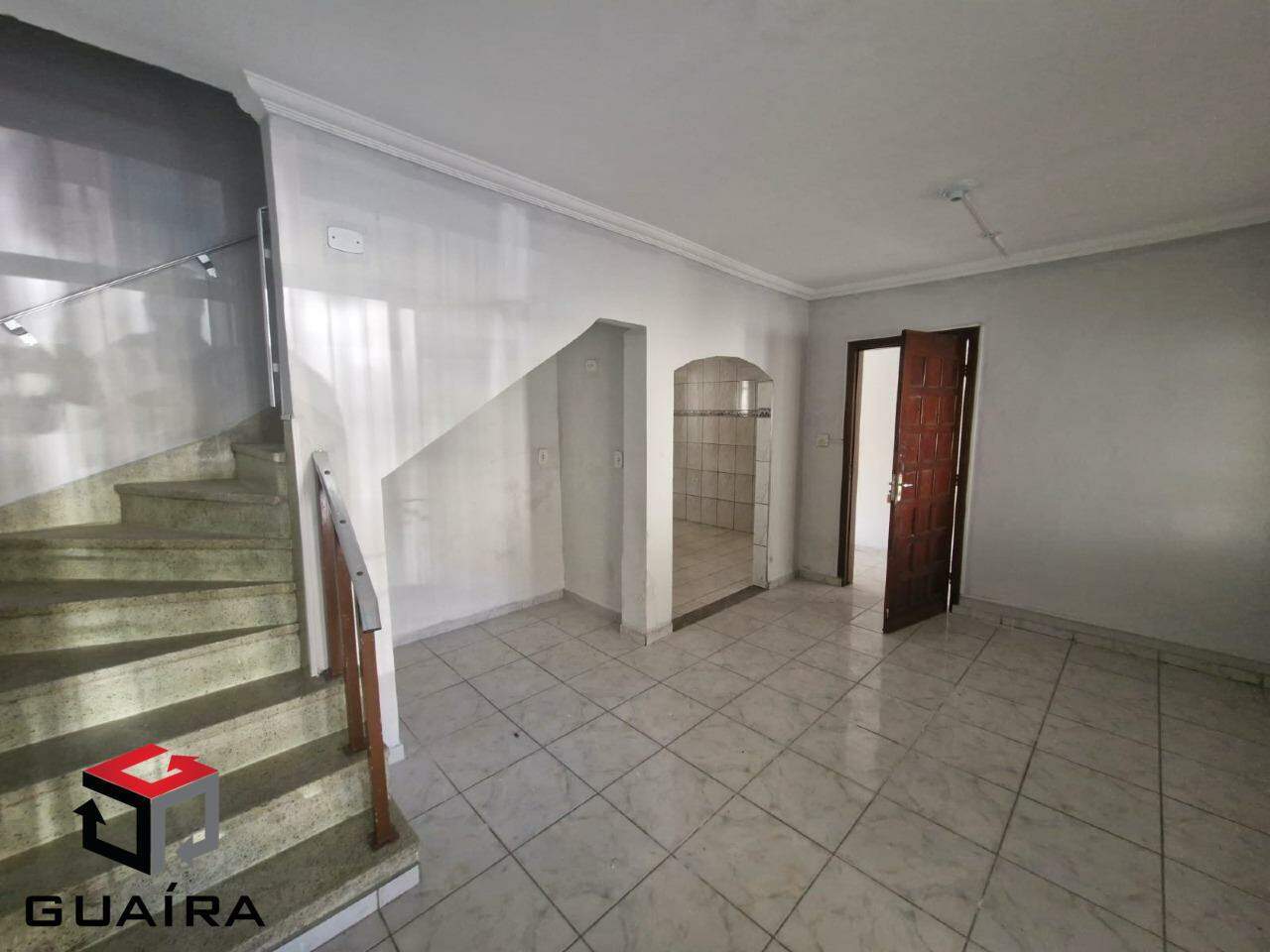 Sobrado à venda com 4 quartos, 192m² - Foto 1