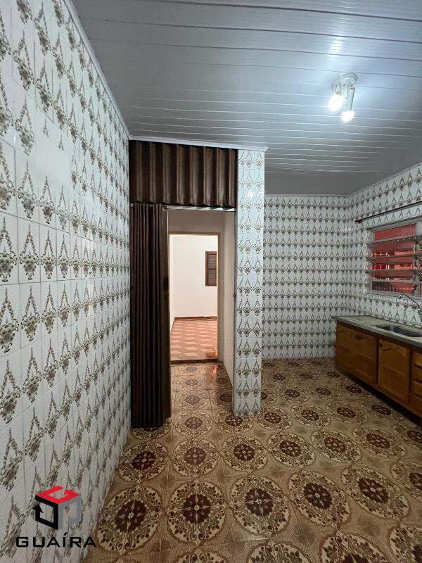 Casa à venda com 3 quartos, 140m² - Foto 3