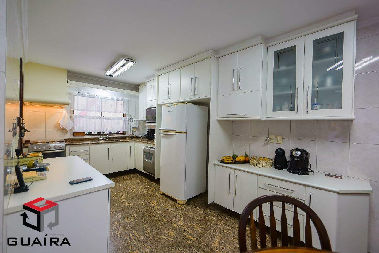 Sobrado à venda com 3 quartos, 292m² - Foto 22