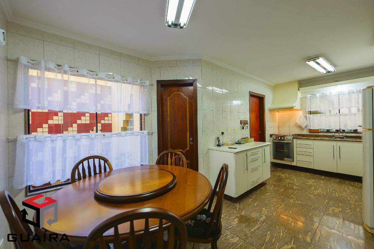 Sobrado à venda com 3 quartos, 292m² - Foto 20