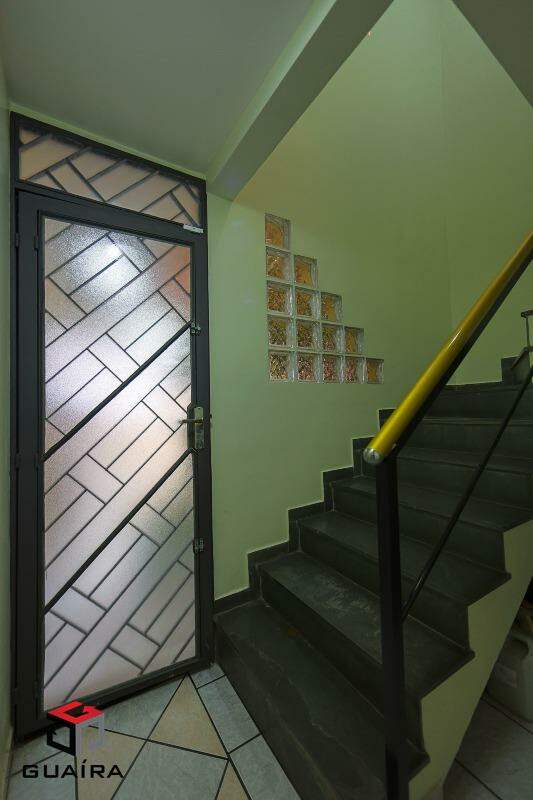 Sobrado à venda com 3 quartos, 292m² - Foto 2