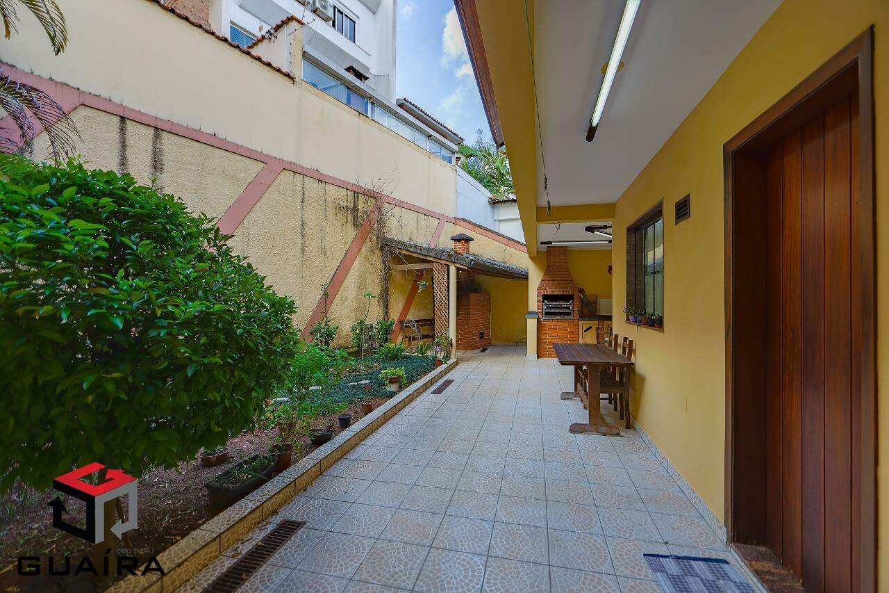 Sobrado à venda com 3 quartos, 292m² - Foto 14