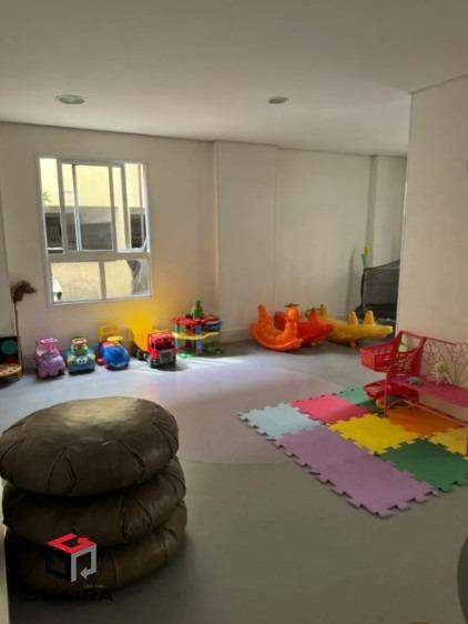 Apartamento à venda com 2 quartos, 64m² - Foto 12