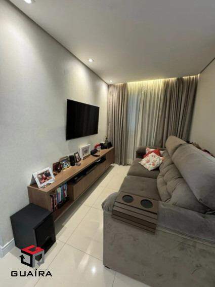 Apartamento à venda com 2 quartos, 64m² - Foto 3