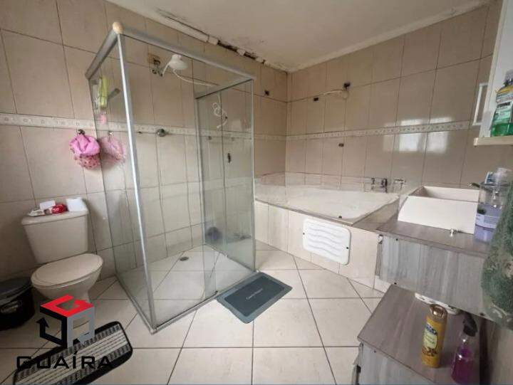 Sobrado para alugar com 3 quartos, 200m² - Foto 11