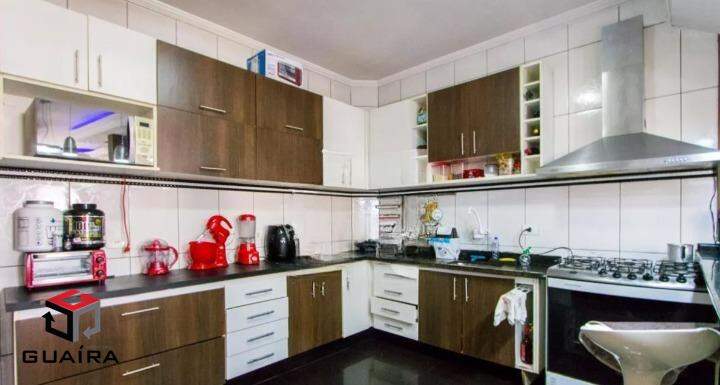 Sobrado para alugar com 3 quartos, 200m² - Foto 4