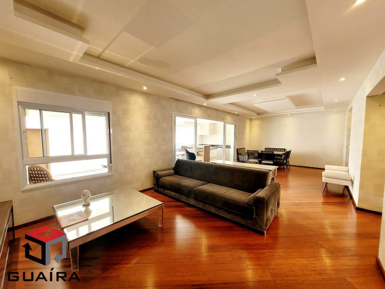 Apartamento para alugar com 3 quartos, 164m² - Foto 1