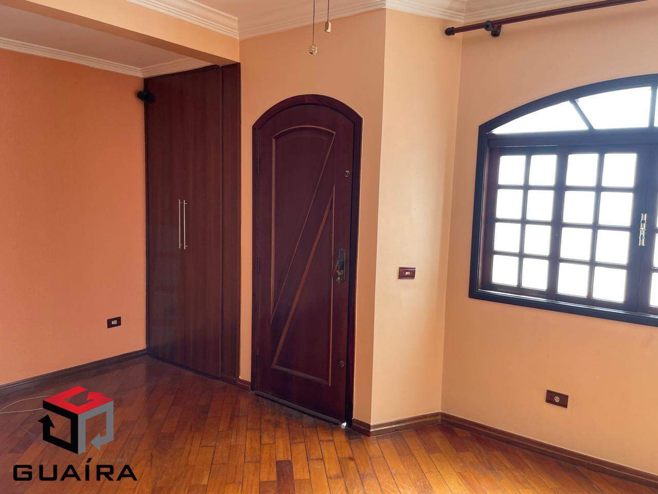 Sobrado para alugar com 4 quartos, 232m² - Foto 2