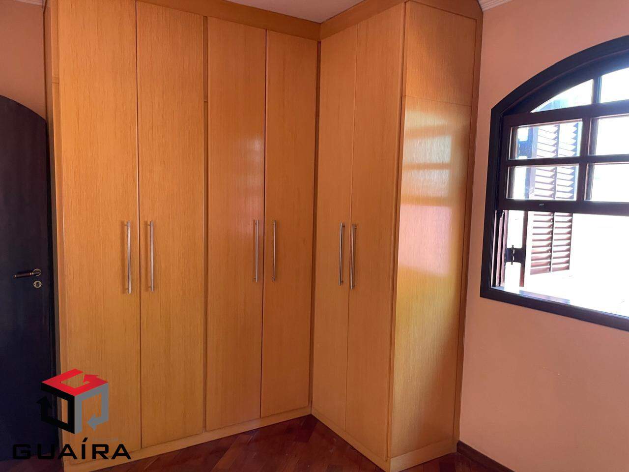Sobrado para alugar com 4 quartos, 232m² - Foto 16