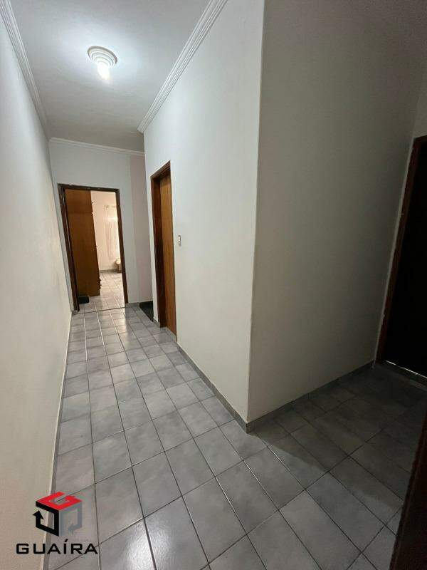 Casa à venda com 4 quartos, 250m² - Foto 15