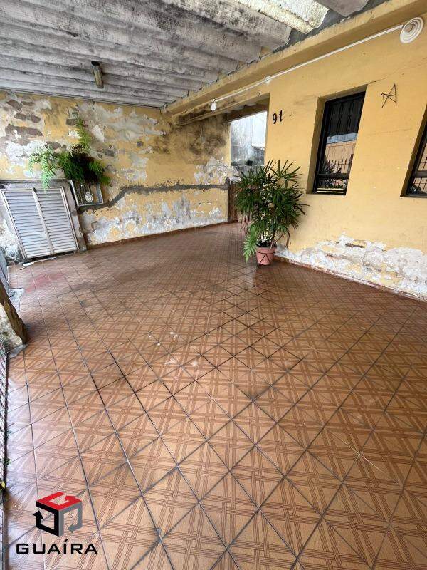 Casa à venda com 4 quartos, 250m² - Foto 2