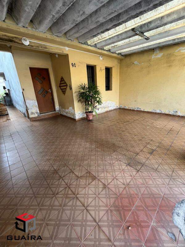 Casa à venda com 4 quartos, 250m² - Foto 3