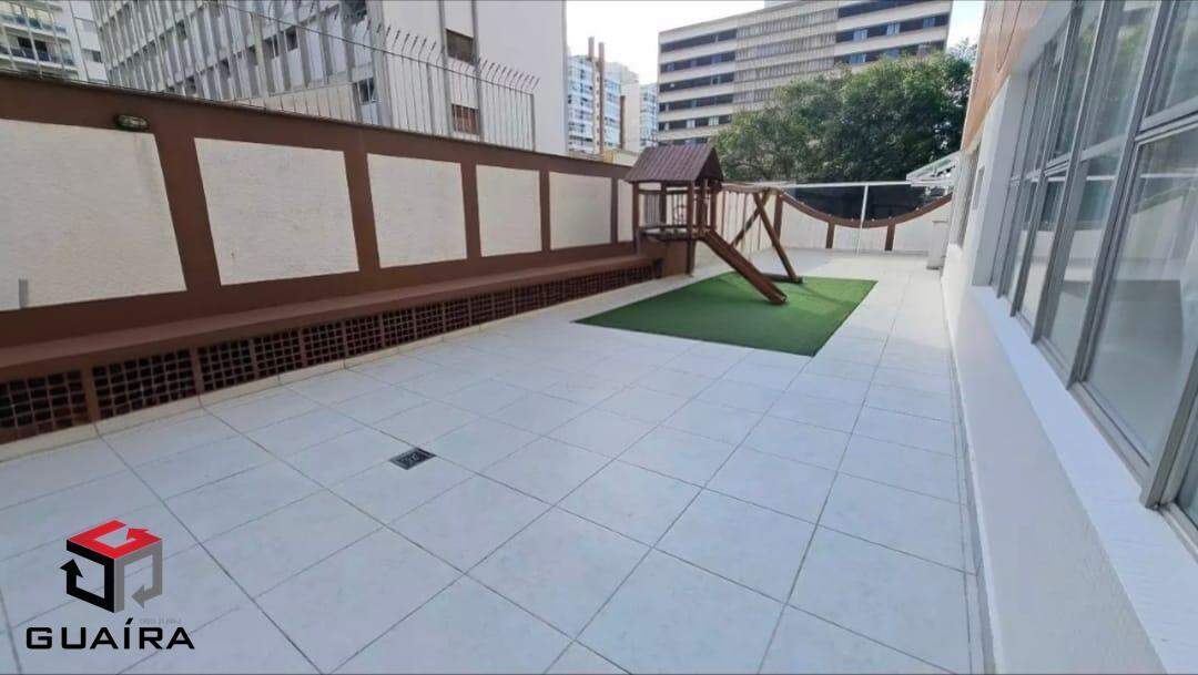 Apartamento para alugar com 3 quartos, 135m² - Foto 17